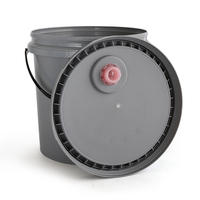 Vente directe d'usine, seau en PP recyclable gris de 10 litres, robuste, avec couvercle et poignée, pour émulsions, peintures, vernis