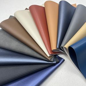 Vente en gros de rouleaux de tissu en daim simili cuir synthétique synthétique PU de couleur unie douce et lisse sur mesure pour le bricolage de sacs à main et de portefeuilles - Product Image 3