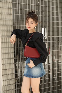 Bolsos <span class=keywords><strong>de</strong></span> Cuero al por Mayor, <span class=keywords><strong>Bajo</strong></span> MOQ, Bolsos <span class=keywords><strong>de</strong></span> Cuero Genuino Vintage con Acabado <span class=keywords><strong>de</strong></span> Cera, Estilo Hobo, Tipo Media Luna, para Llevar <span class=keywords><strong>Bajo</strong></span> el Brazo, Bolsos <span class=keywords><strong>de</strong></span> Boutique - Product Image 4