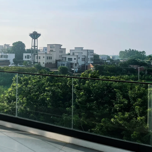 Barandilla de Vidrio Templado con Canal en <span class=keywords><strong>U</strong></span> de Aluminio Laminado de Diseño Moderno - Product Image 4