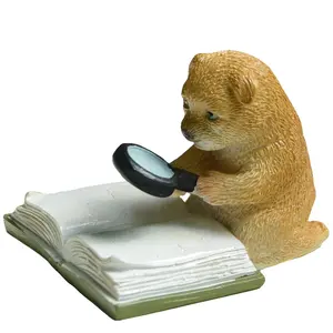 Z13015A küçük köpek tutar büyüteç heykeli, Mini sevimli köpek yavrusu okuma kitap heykelcik