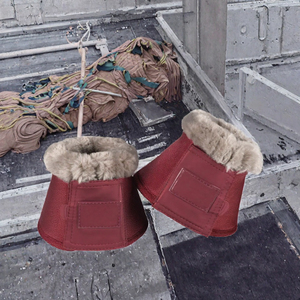 Botas Magnéticas Antideslizantes para Caballos - Product Image 3