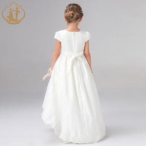 Abito da Cerimonia Estivo in Stile Occidentale per Bambina, Bianco in Raso con Strascico, per Matrimoni, Feste di Compleanno, Prima Comunione - Product Image 5