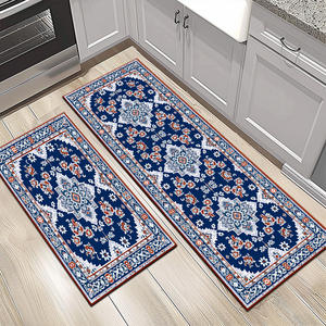 Tapis de cuisine en polaire Dove, rectangulaire, motif médaillon, antidérapant, absorbant l'eau, lavable en machine, en fibre de polyester - Product Image 1