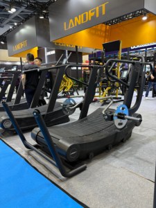 Equipo <span class=keywords><strong>de</strong></span> Entrenamiento CrossFit <span class=keywords><strong>de</strong></span> Alta Intensidad 4 en 1, Trineo <span class=keywords><strong>de</strong></span> Competición Hyrox, Cinta <span class=keywords><strong>de</strong></span> Correr, Máquina Multifuncional para Entrenamiento con Trineo - Product Image 2