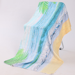 Toalla de playa ligera y ultraabsorbente de 80x160cm con estampado de gamuza de microfibra, impresionante diseño de océano y palma para viajes - Product Image 1