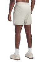 Shorts d'entraînement pour hommes 7'' en polyester tissé 100% à séchage rapide, taille mi-haute élastique avec cordon de serrage, couleur unie, poche zippée - Vente chaude