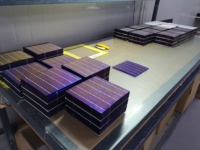 Silicio monocristalino N-Type Topcon Célula solar Tipo de media célula para sistema de energía solar de alta eficiencia