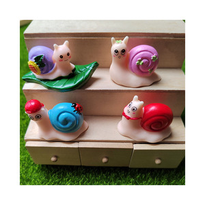 Figurine d'escargot en résine mignonne, statue miniature décorative pour mini-jardin féerique, micro-paysage, artisanat en résine d'animal de dessin animé - Product Image 3