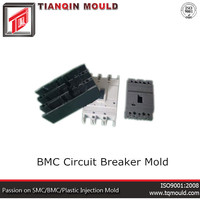 Moule de disjoncteur BMC multi-cavités de haute précision pour MCCB/boîtier