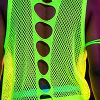 Ensemble coordonné réactif aux UV pour festival |   Débardeur et short en maille ultra-douce et respirante pour les raves EDM et les événements Blacklight