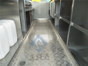 Chine Prix de gros Fumeur de barbecue Machine à crème glacée Camion de nourriture mobile entièrement équipé - Product Image 3