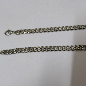 Collier en acier inoxydable pour hommes et femmes, chaîne à maillons, style cubain, disponible en plusieurs tailles - Product Image 3