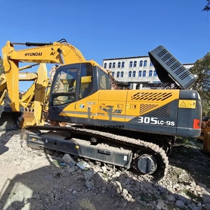 Excavatrice sur chenilles d'occasion Hyundai 305LC-9S, peinture d'origine, importée, pour travaux de construction - Product Image 2