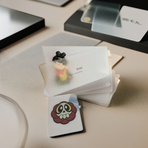 Tarjeta de Visita Transparente de PVC de Alta Calidad con Impresión Offset, Diseño de Alta Gama y Estilo Moderno - Product Image 1