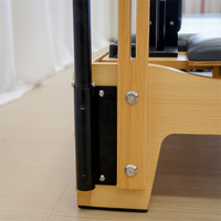 Reformer de Pilates d'intérieur de haute qualité pour studio de yoga, en acier au carbone avec tour trapèze, en bois de chêne et d'érable