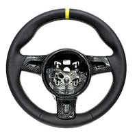 Volant sport personnalisé en cuir jaune avec marquage de retour personnalisé et garniture en fibre de carbone noire pour Porsche CARRERA GT