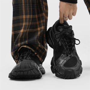 Zapatillas de running elásticas de lujo con suela blanda al por mayor, zapatillas deportivas y de skate de tela de malla original, fábrica de calzado personalizado - Product Image 2