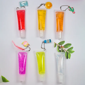 Brillant à lèvres porte-clés <span class=keywords><strong>de</strong></span> marque privée avec porte-clés Logo personnalisé Vitamine E Minéral Vegan Glitter Confiture <span class=keywords><strong>de</strong></span> fruits Brillant à lèvres Porte-clés - Product Image 4