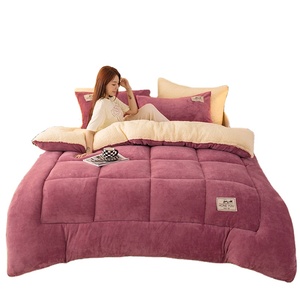 طقم سرير لحاف من الفانيلا السميك الدافئ لغرف النوم بسعر الجملة طقم لحاف مخملي من الصوف الصناعي شيربا مريح قماش صوف الغنم أطقم لحاف مفارش سرير - Product Image 1