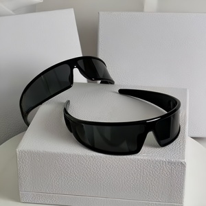 Lunettes de soleil de luxe pour hommes, haute qualité, pour activités de plein air, plage, sport, course à pied, mode, protection UV400, avec étui. - Product Image 1