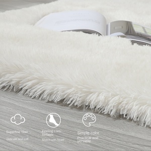<span class=keywords><strong>Tapis</strong></span> <span class=keywords><strong>de</strong></span> Salon, Moelleux et Ultra Doux, Luxueux <span class=keywords><strong>Tapis</strong></span> en Fausse Fourrure à Poils Longs pour Chambre - Product Image 2