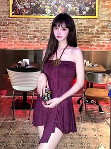 Vestido Mini Halter con Cuello Halter y Detalles Fruncidos para <span class=keywords><strong>Mujer</strong></span>, Vestido de Fiesta sin Mangas con Broche Adornado - Product Image 3