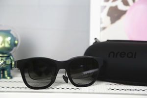 Gafas AR inteligentes <span class=keywords><strong>Nreal</strong></span> <span class=keywords><strong>Air</strong></span> 2 Pro con ajuste electrocrómico DP directamente, gafas sin VR - Product Image 4