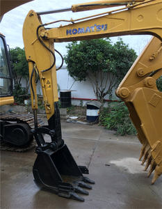 Mini-pelle Komatsu PC55 de 5 tonnes avec chenilles en caoutchouc et pompe comme composants de base - Product Image 4