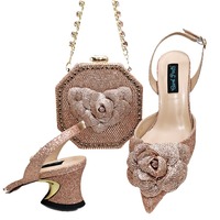 Sandales Femme Argentées avec Pierres et Fleurs, Ensemble Chaussures et Sacs Italiens Tendance 2025 pour Femmes
