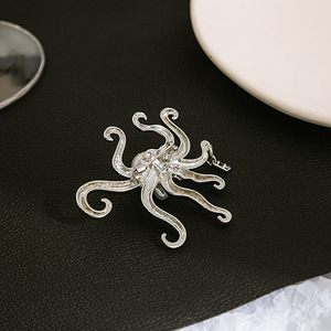 Broche de Perlas Irregulares y Diamantes con Diseño de <span class=keywords><strong>Pulpo</strong></span> y Tentáculos, Estilo Barroco, para Fiestas en la Playa - Product Image 4