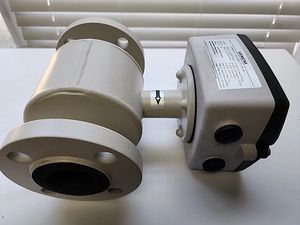 เซ็นเซอร์วัดการไหลแบบแม่เหล็กไฟฟ้า SITRANS FM MAG 5100 W รุ่น 7ME6520-3TC13-2AA1 - Product Image 2