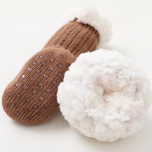 Chaussettes-pantoufles pour enfants d'hiver 2025 Espagne, super épaisses, doublées de <span class=keywords><strong>sherpa</strong></span>, chaudes, pour tout-petits - Product Image 2