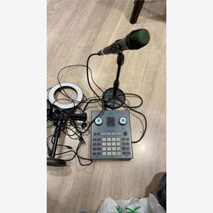 Ventilador de refrigeración <span class=keywords><strong>Senran</strong></span> ST10 Paquete de tarjeta de sonido de transmisión en vivo es casi nuevo y no tiene mantenimiento. Incluyendo a Mike. - Product Image 3