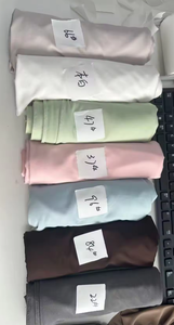 <span class=keywords><strong>2025</strong></span>オランダの女性のための新しいトレンドの液体ジャージースカーフは見えない柔らかい光沢のある軽量ジャージーヒジャーブ - Product Image 6