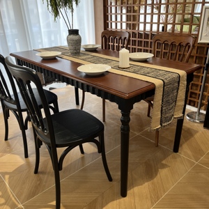 โต๊ะอาหารทันสมัย โครงไม้เนื้อแข็ง หน้าไม้ธรรมชาติ รูปทรงสี่เหลี่ยมผืนผ้า เหมาะสำหรับใช้ในบ้านและโรงแรม - Product Image 4