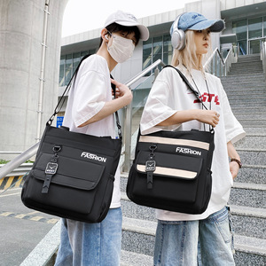 Sac à bandoulière en nylon au design unique et tendance pour hommes, femmes et étudiants du collège, avec couleurs contrastées, style workwear, multi-usages - Product Image 2