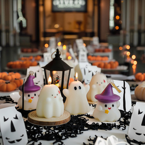Vela artística con forma de fantasma para decoración del hogar, hecha a mano, de cera de soja, para Halloween, ecológica y de larga duración - Product Image 1
