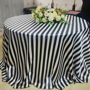 <span class=keywords><strong>Elegante</strong></span> Tovaglia Rotonda in Poliestere a Righe Verticali, <span class=keywords><strong>Copritavolo</strong></span> a Strisce Bianche e Nere per Matrimoni, Banchetti, Feste ed Eventi a Noleggio - Product Image 3