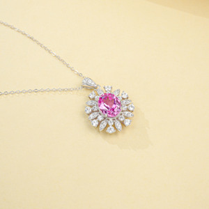 Collar de Plata de Ley 925 con Zafiro Rosa Padparadscha Cultivado en Laboratorio, Corte Ovalado con Halo de Diamantes, Joyería Fina para Mujer - Product Image 4