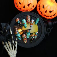 Vente en Gros Halloween Moyen Amande Faux Ongles Plein Doigt Citrouille Fantôme Chauve-Souris Conception Presse sur Ongles pour Femme