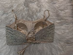 Blusa con Escote Corazón y Cuentas de Cristal Plateadas - Product Image 2