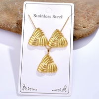 Juego de Joyería de Acero Inoxidable Dorado con Patrón Irregular, Collar con Colgante, Aretes, Pentagrama, Corazón, Cuadrado, Triángulo