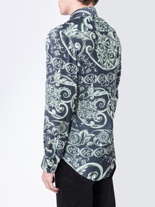 <span class=keywords><strong>Camicia</strong></span> da <span class=keywords><strong>uomo</strong></span> a pieghe con stampa barocca con rosa caratterizzata da un classico colletto con abbottonatura a maniche lunghe al centro camicie davanti - Product Image 3