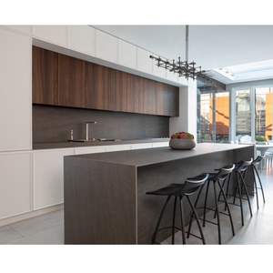 <span class=keywords><strong>Cucina</strong></span> Integrata Moderna di Lusso in Stile Italiano con Isola Laccata e Mobili in Melamina Realgres - Product Image 1
