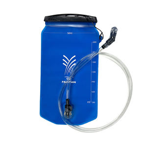 حقيبة ماء مخصصة بنمط وشعار مميز، مصنوعة من مادة TPU مقاومة للماء وصديقة للبيئة، خالية من مادة BPA، خزان ماء ناعم للتخزين - Product Image 3