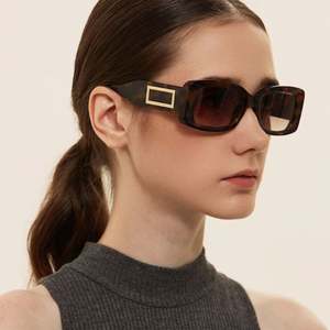 Vente chaude 2021, lunettes de soleil rétro à la mode, logo personnalisé, lunettes de soleil carrées de petite taille pour femmes et hommes, UV400 - Product Image 2