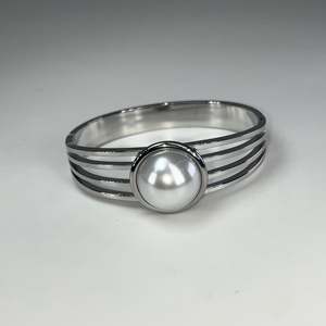 Pearl <b>Bracelet</b> 316L Stainless Steel PVD Gold Plating Sustainable Resistant Jewelry for Women - Product Image 1