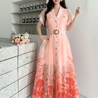 Robe trapèze en mousseline à dégradé floral, longueur cheville, grande taille, avec ceinture et manches courtes à boutons – Printemps-Été, Romantique et Décontractée