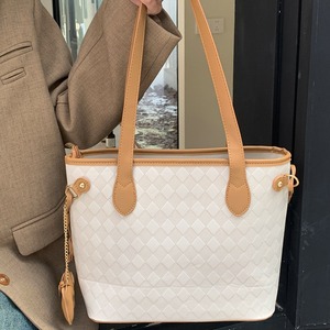 Sac à bandoulière pour femme grande capacité, motif à carreaux blanc et marron, fermeture éclair, détail chaîne, usage quotidien - Product Image 5